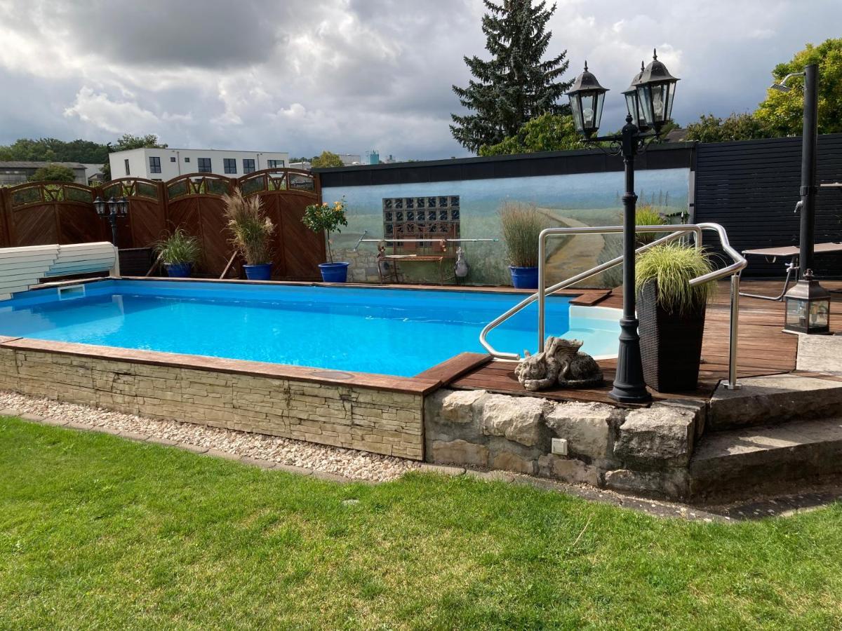 Ferienwohnung Schwarz Sersheim Bagian luar foto